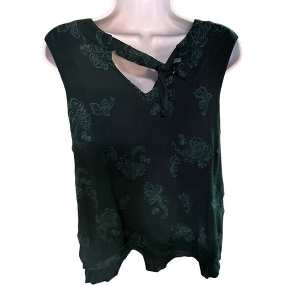 Torrid Green Sleeveless Tunic Top With Embroidered Floral Pattern Keyhole Detail - Picture 7 of 12